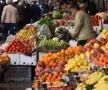 أزمة تصريف الفواكه في سوريا: وفرة الإنتاج تتحول إلى عبء على المزارع