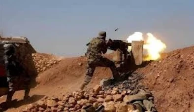 الجيش السوري يرد على اعتداءات قسد في الرقة