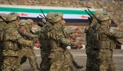 معاريف" تحذّر: الشرع يعيد بناء الجيش السوري.. وقلق داخل "إسرائيل"