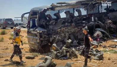 وفاة 35 شخصاً  وإصابة العشرات جراء حادث سير على طريق دير الزور دمشق