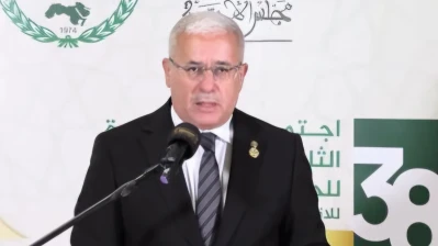 البرلمان العربي يجدّد ثقته بدور سوريا المحوري ويؤكد تمسّكه بمقره في دمشق