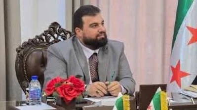 مجموعة مسلحة تحتجز محافظ السويداءد من أجل الإفراج عن سجين