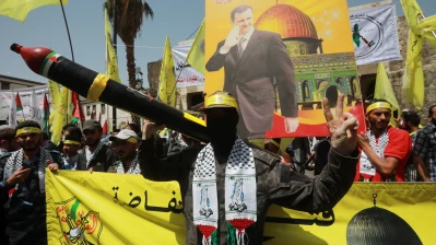 خروج فصائل فلسطينية من سوريا بعد التضييق ومصادرة الممتلكات في ظل تغييرات سياسية