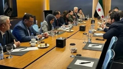 اجتماع في دمشق بين الحكومة السورية وقسد لمتابعة اتفاق لم يُنفّذ
