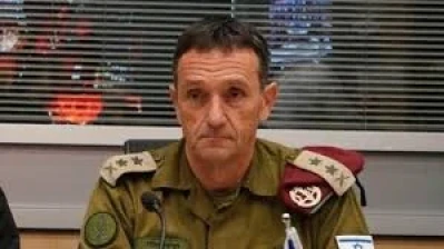 رئيس أركان جيش الاحتلال السابق يعترف بقتل وجرح 200 ألف فلسطيني في غزة