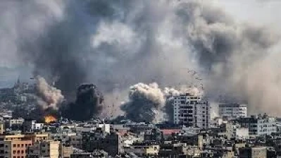 مقتل وإصابة العشرات في غزة بغارات إسرائيلية في انتهاك لوقف إطلاق النار