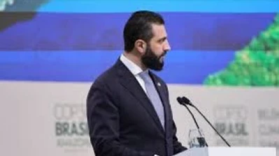 الشرع يصل إلى الولايات المتحدة في زيارة رسمية