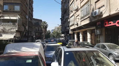 السيارات تخنق شوارع دمشق وتدخلها في أزمة  سير