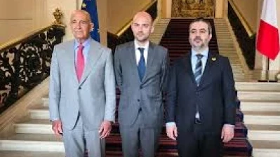 استئناف المحادثات بين إسرائيل وسوريا في باريس بوساطة أميركية