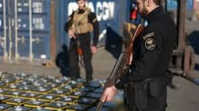 ضبط شحنة كوكايين سائل ضخمة مخبّأة داخل زيوت نباتية في ميناء اللاذقية