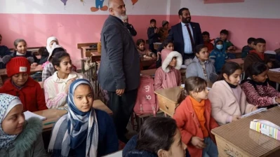 أكثر من 200 ألف طالب يعودون إلى مدارس الرقة بعد سنوات من الانقطاع والتحديات