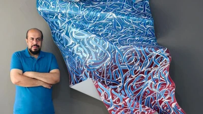 عقيل أحمد في حلب: الحرف يتحوّل إلى لغة بصرية معاصرة