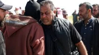 سوري يفقد زوجته و4 من أطفاله في الغارات الإسرائيلية على بيروت