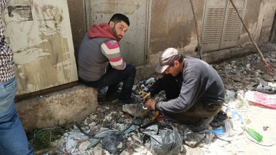 إلغاء “طبيعة العمل” يفاقم معاناة عمال الحدائق في دمشق رغم زيادة الرواتب
