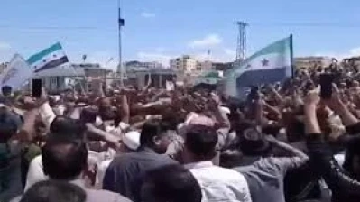 وقفة احتجاجية لأهالي شمال الرقة ضد قرار تنظيمي..