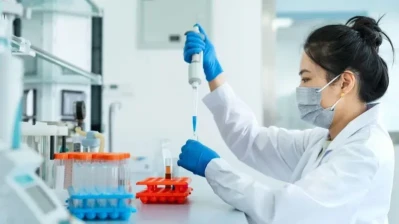 أول لقاح في العالم مُصمَّم بالذكاء الاصطناعي يدخل مرحلة الاختبار البشري
