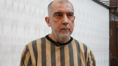 حكم بالإعدام بحق عاطف نجيب وبشار وماهر الأسد غيابياً.. وتفاعل واسع في الشارع السوري