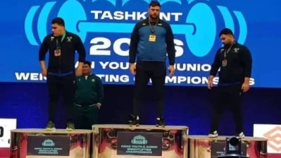 الرباع السوري علي محمد يحرز الميدالية الذهبية ببطولة آسيا