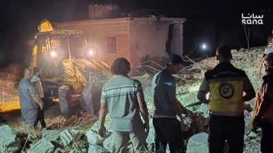 مقتل شخصين وإصابة ستة أخرين في انفجار في منزل قرب جسر الشغور