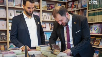 ‏”قلب على جبهتين” ديوان شعري يوثق ذاكرة الثورة في معرض إدلب للكتاب
