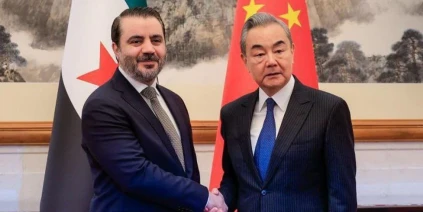 أول زيارة بعد سقوط الأسد.. وزير الخارجية السوري يزور الصين ويبحث العلاقات مع مسؤوليها