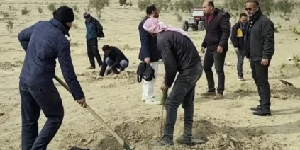 حملة تشجير واسعة في دير الزور بمناسبة الذكرى الأولى للتحرير والنصر