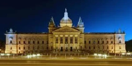 ألمانيا تتهم حارسا سابقا في سجون بشار الأسد بجرائم قتل