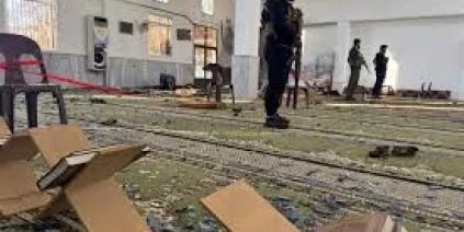 مقتل 8 في انفجار بمسجد للعلويين في حمص بسوريا