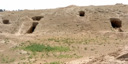 تنقيبات عشوائية تكشف نقوشًا إسلامية في تل عجاجة جنوب الحسكة