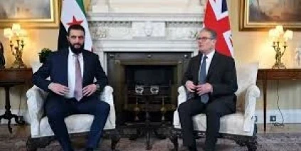 الشرع يلتقي الملك تشارلز وستارمر خلال زيارته بريطانيا