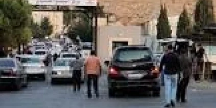 جيش الاحتلال الإسرائيلي ينذر بإخلاء منطقة معبر المصنع وسوريا تؤكد أنه معبر مدني