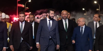 الرئيس الشرع يفتتح جسر الرستن الاستراتيجي بريف حمص بعد إعادة تأهيله بالكامل