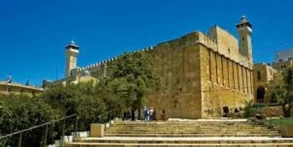 إسرائيل تنتزع صلاحيات منطقة الحرم الإبراهيمي من السلطة الفلسطينية