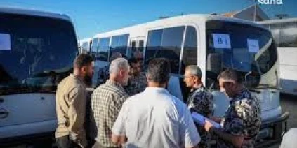 استلام 128 سجيناً كدفعة ثانية من السجناء السوريين المحكومين في لبنان ‌‏