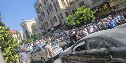 9 شهداء وإصابة 20 آخرين في تفجير استهدف مقهى بشارع النصر بدمشق