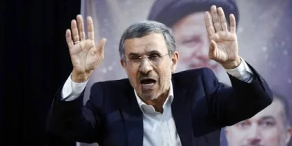 نيويورك تايمز: الحرس الثوري الإيراني اعتقل أحمدي نجاد بعد تجنيده من قبل إسرائيل