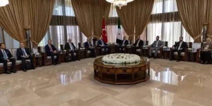 100مفكر إسرائيلي كبير يحذرون من انهيار داخلي