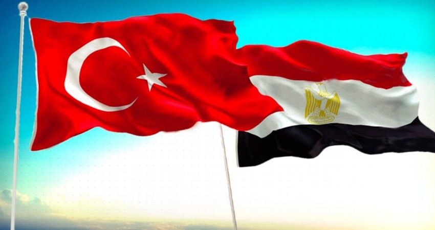 علم دولة مصر العربية وجمهورية تركيا(انترنت)
