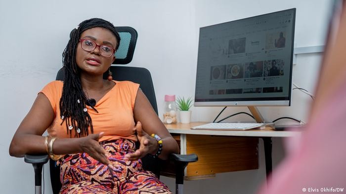 الصحافية النيجيرية توبوري أوفوري خاضت بنفسها تجربة استغلال الفتيات وعرضت حياتها للخطر لكشف وحشية تجار الجنس