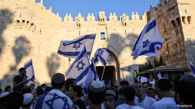 متطرفون اسرائيليون يهتفون "الموت للعرب " في مسيرة الأعلام /انترنت