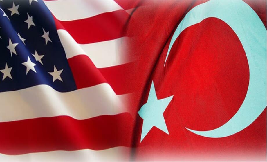 العلمين التركي والأمريكي