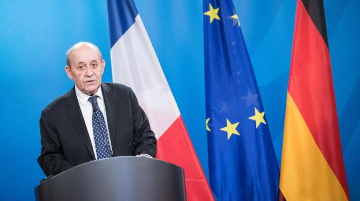 فرنسا : عقوبات على اللبنانيين