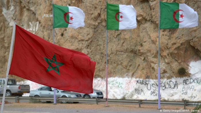 بعد اعوام من التوتر الجزائر تقطع علاقتها بجارتها الجزائر