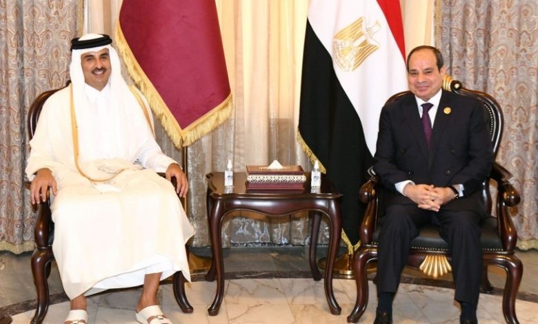 لقاء الرئيس المصري عبد الفتاح السيسي  والامير القطري الشيخ تميم بن حمد في بغداد
