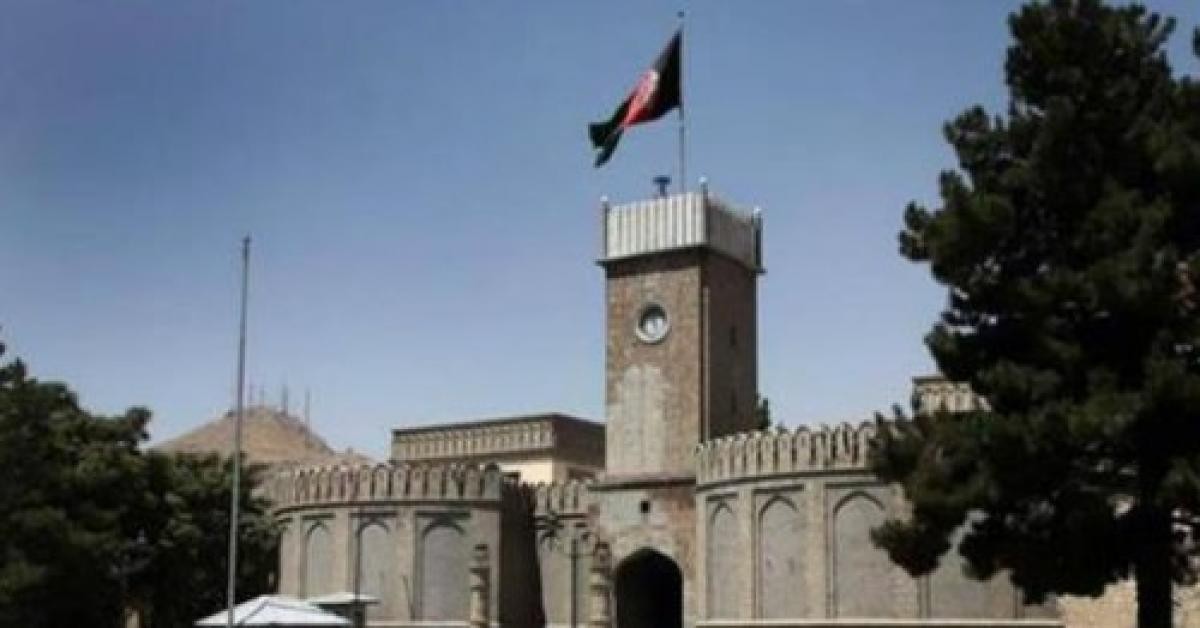 طالبان ترفع علمها على القصر الرئاسي