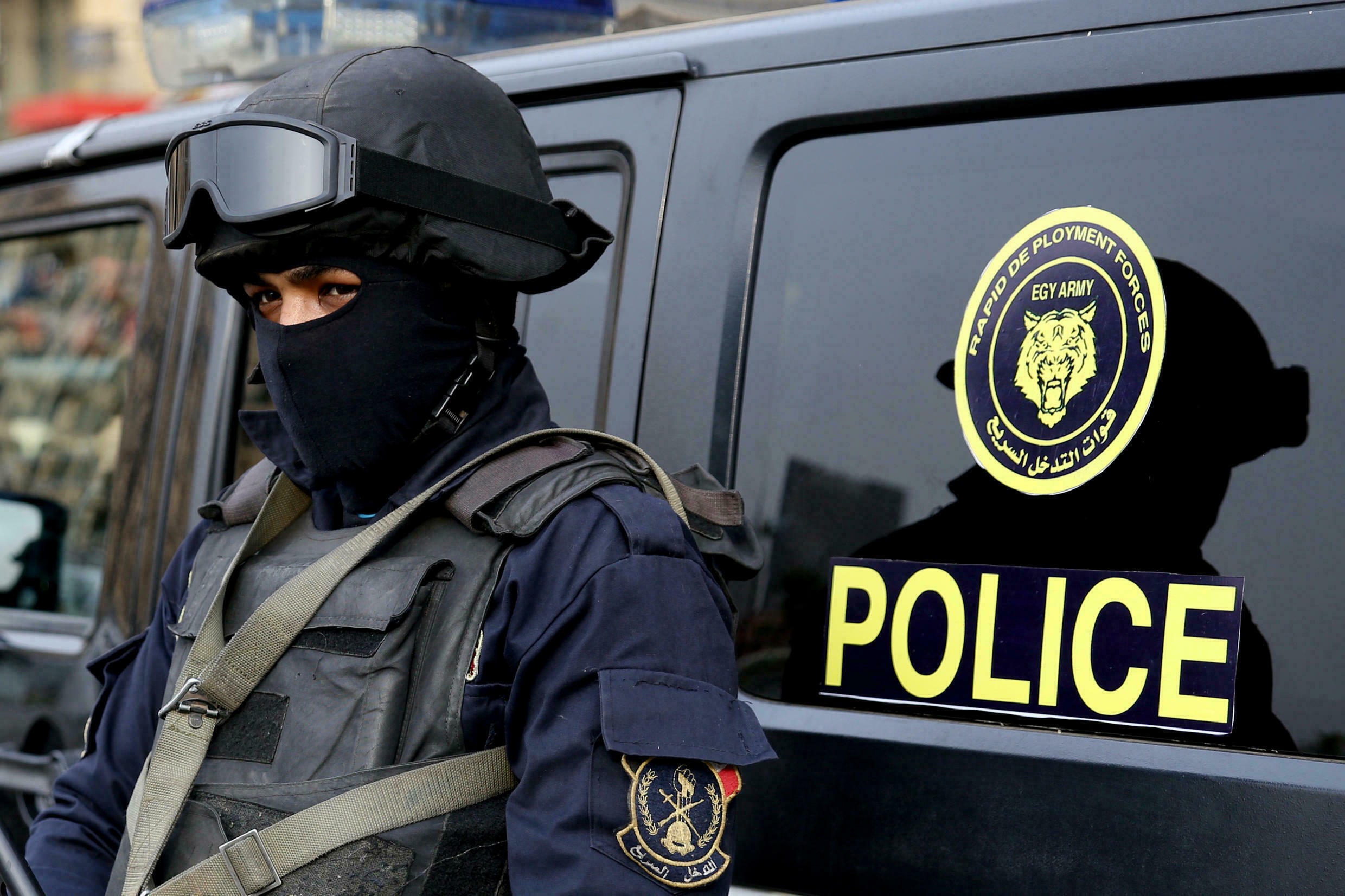 الداخلية المصرية تعلن احباط محاولة تمويل إرهابية  كبيرة