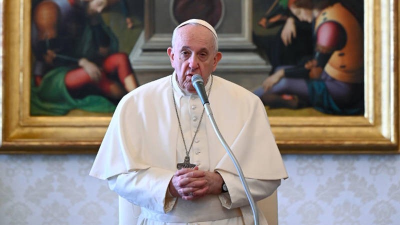 البابا فرنسيس: لا تعيدوا المهاجرين إلى دول غير آمنة