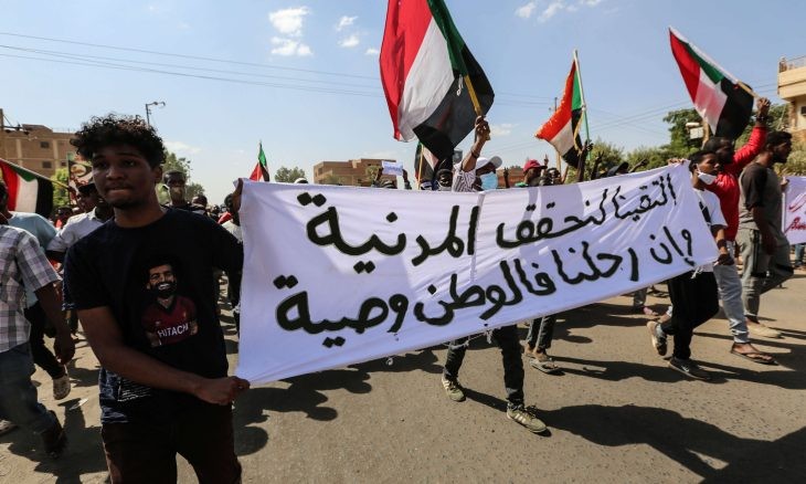 الغرب: مجلس السيادة الجديد في السودان ينتهك عملية الانتقال الديمقراطي