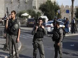 مقتل فلسطيني بعد طعنه لشرطيين إسرائيليين