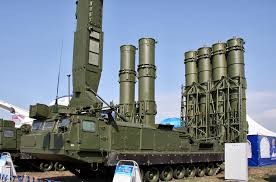 روسيا تنشر أنظمة صواريخ دفاعية قرب جزر متنازع عليها مع اليابان